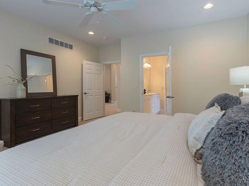 6879 Prairie View Drive, Hamilton Twp, OH 45039 Photo 17