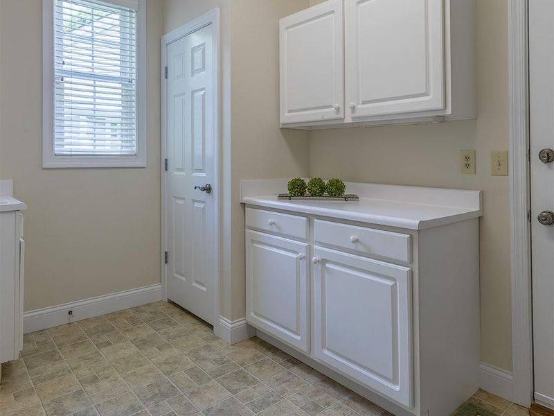 6879 Prairie View Drive, Hamilton Twp, OH 45039 Photo 21