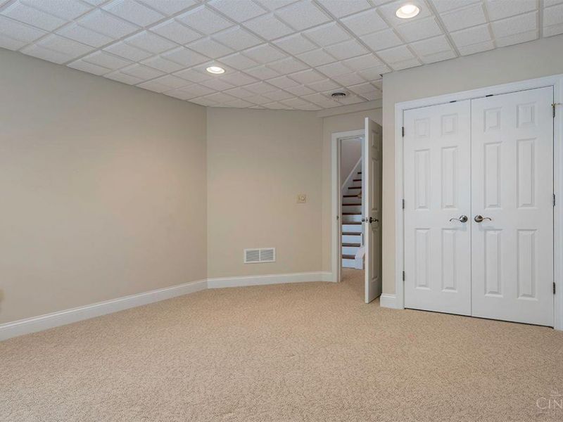 6879 Prairie View Drive, Hamilton Twp, OH 45039 Photo 28