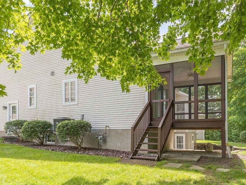 6879 Prairie View Drive, Hamilton Twp, OH 45039 Photo 33