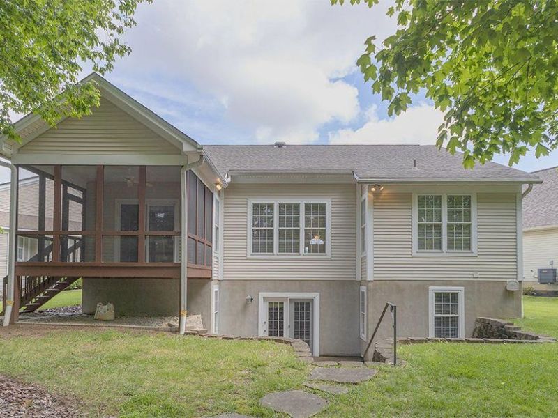 6879 Prairie View Drive, Hamilton Twp, OH 45039 Photo 34
