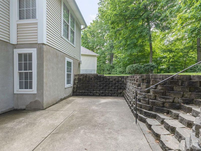 6879 Prairie View Drive, Hamilton Twp, OH 45039 Photo 36