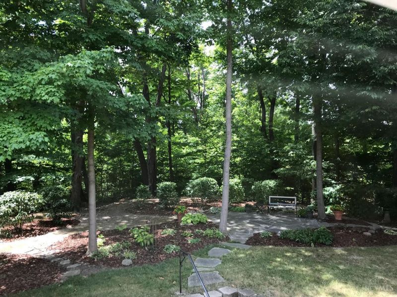 6879 Prairie View Drive, Hamilton Twp, OH 45039 Photo 38