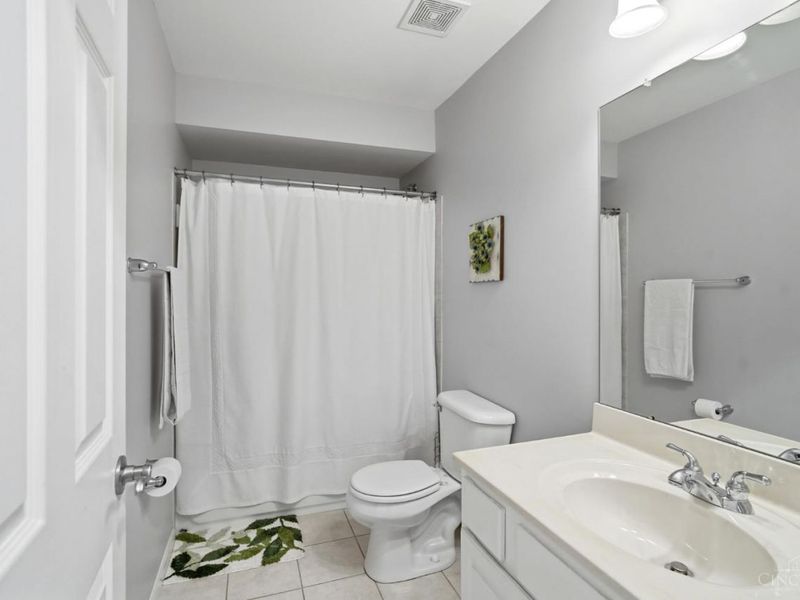 6809 Stewart Road, Columbia Twp, OH 45236 Photo 27