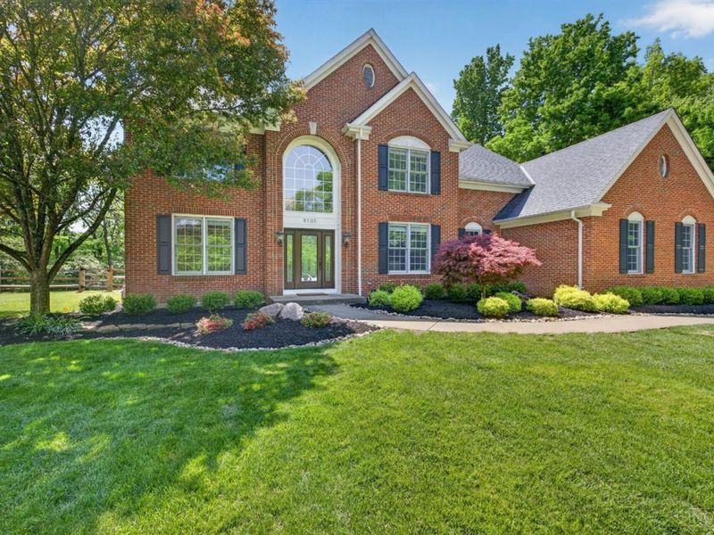 8105 Wycliffe Drive, Anderson Twp, OH 45244 Photo 2
