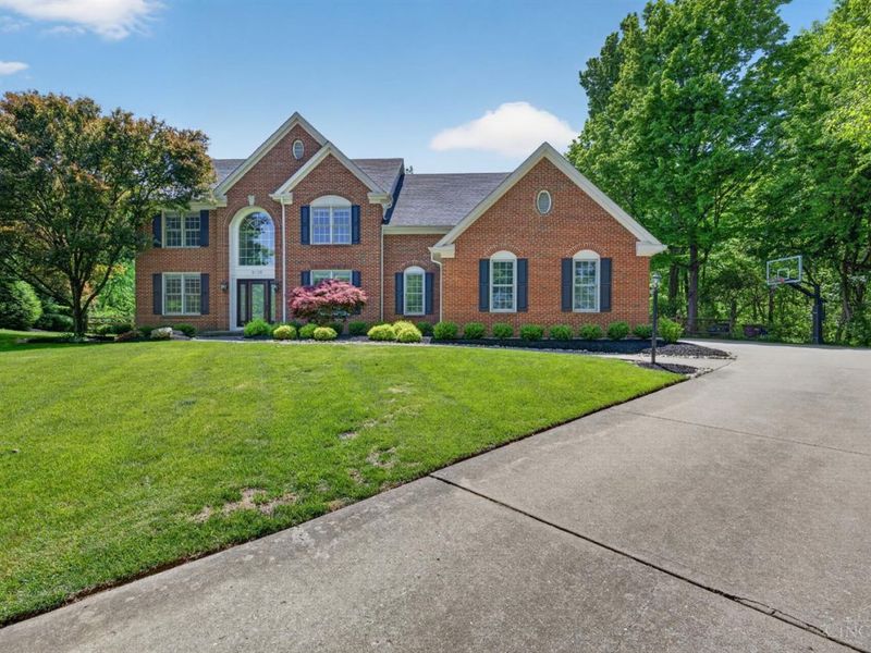 8105 Wycliffe Drive, Anderson Twp, OH 45244 Photo 3