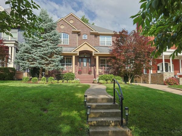3435 Stettinius Avenue, Cincinnati, OH 45208
