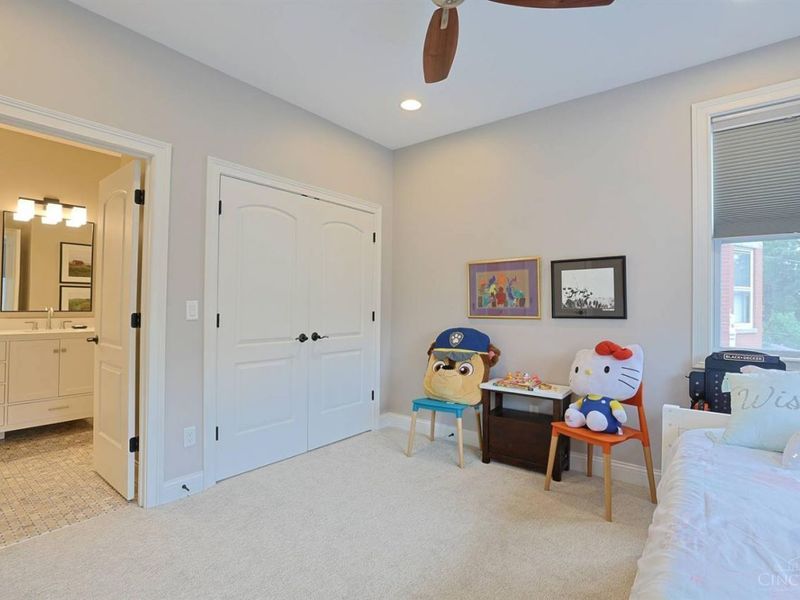 3435 Stettinius Avenue, Cincinnati, OH 45208 Photo 34