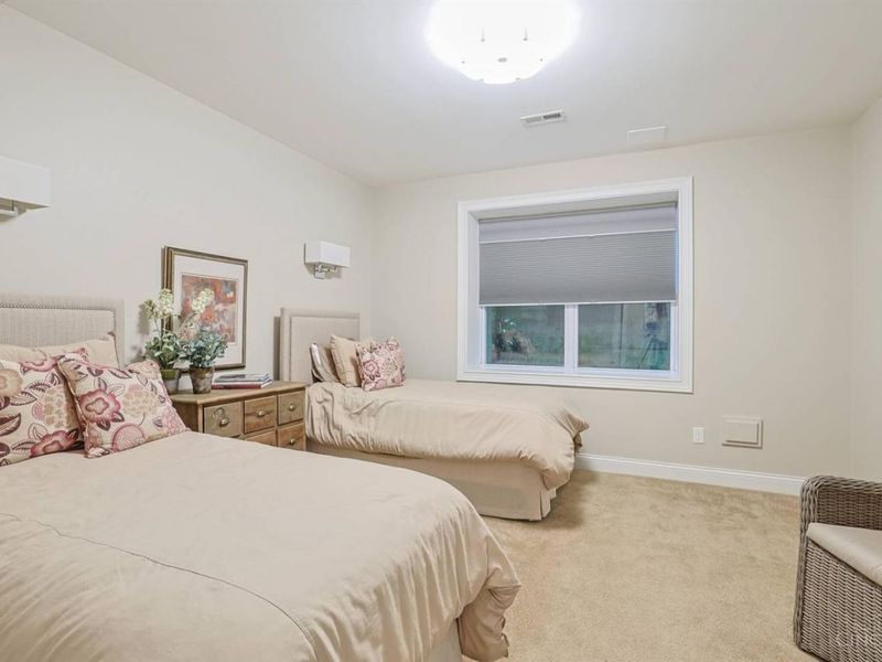 3435 Stettinius Avenue, Cincinnati, OH 45208 Photo 35