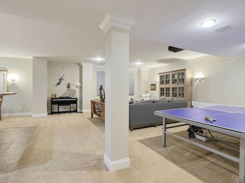 3435 Stettinius Avenue, Cincinnati, OH 45208 Photo 41