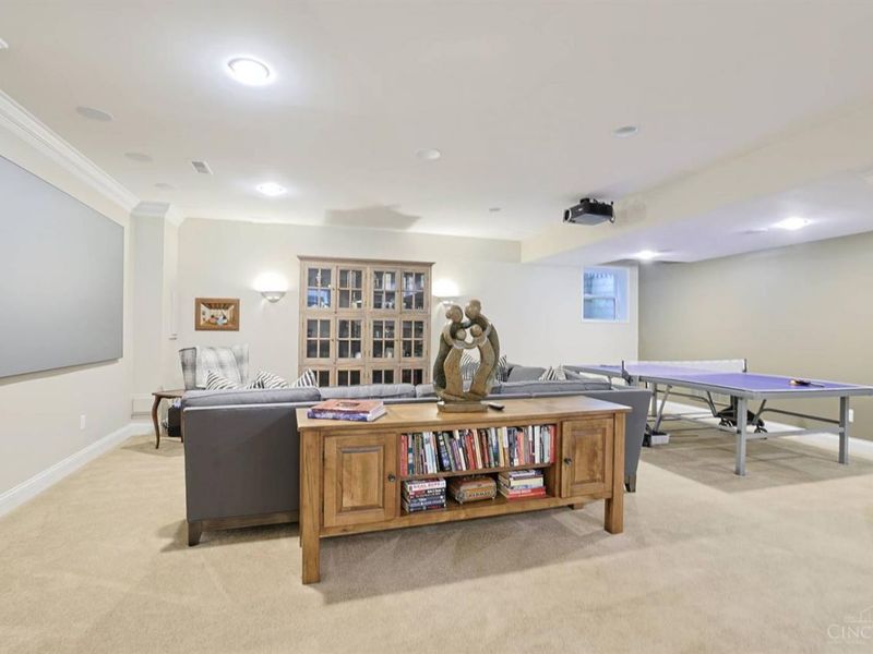 3435 Stettinius Avenue, Cincinnati, OH 45208 Photo 45