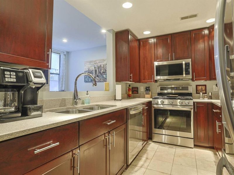 26 E Sixth Street, Unit 504, Cincinnati, OH 45202 Photo 12