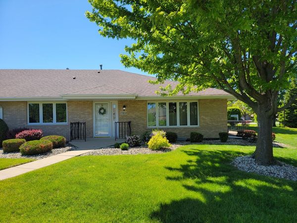 17814 America Court , Orland Park, IL 60467