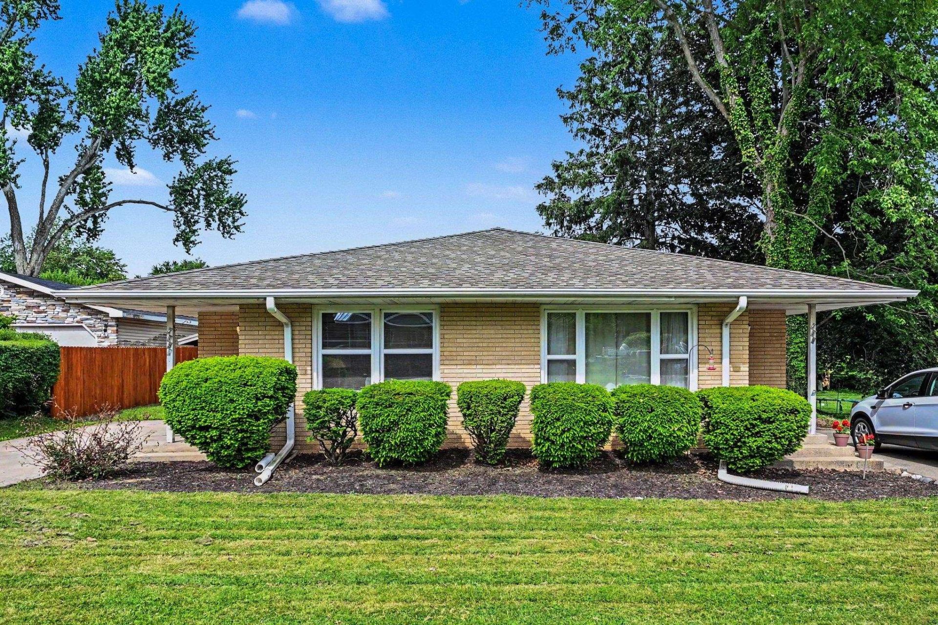 319 S Park Street, Wakarusa, IN 46573 Main Photo