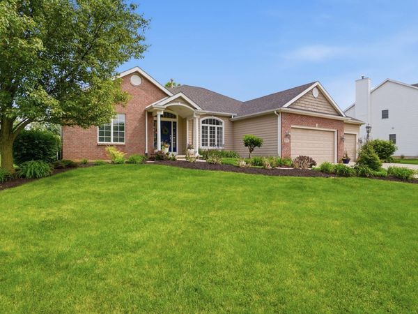 201 Creekside Court, Huntertown, IN 46748
