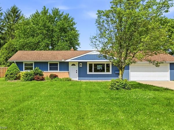 8768 Parkdale Drive , North Royalton, OH 44133