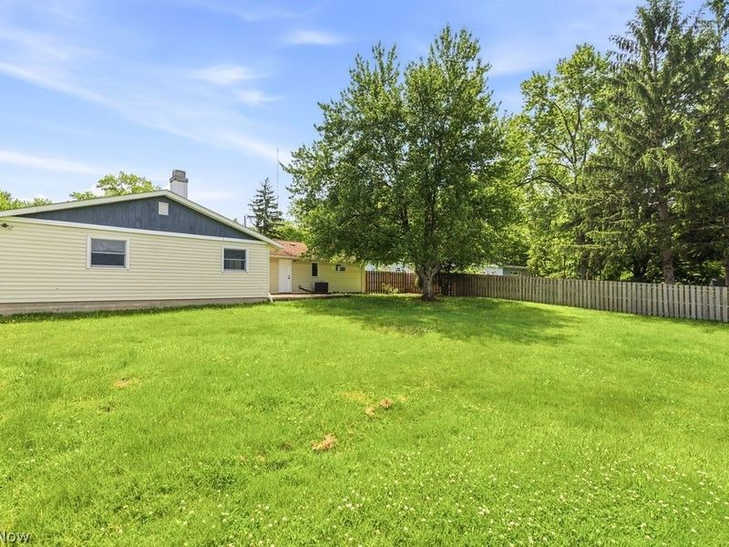 8768 Parkdale Drive, North Royalton, OH 44133 Photo 35