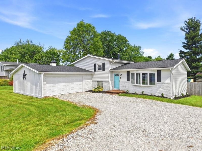 2357 Diamond Street NE, Canton, OH 44721 Photo 2