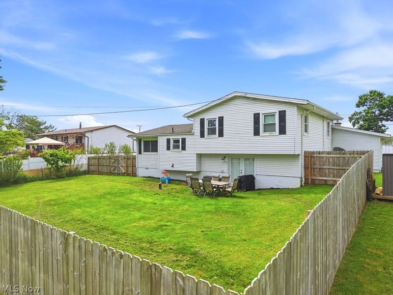 2357 Diamond Street NE, Canton, OH 44721 Photo 4