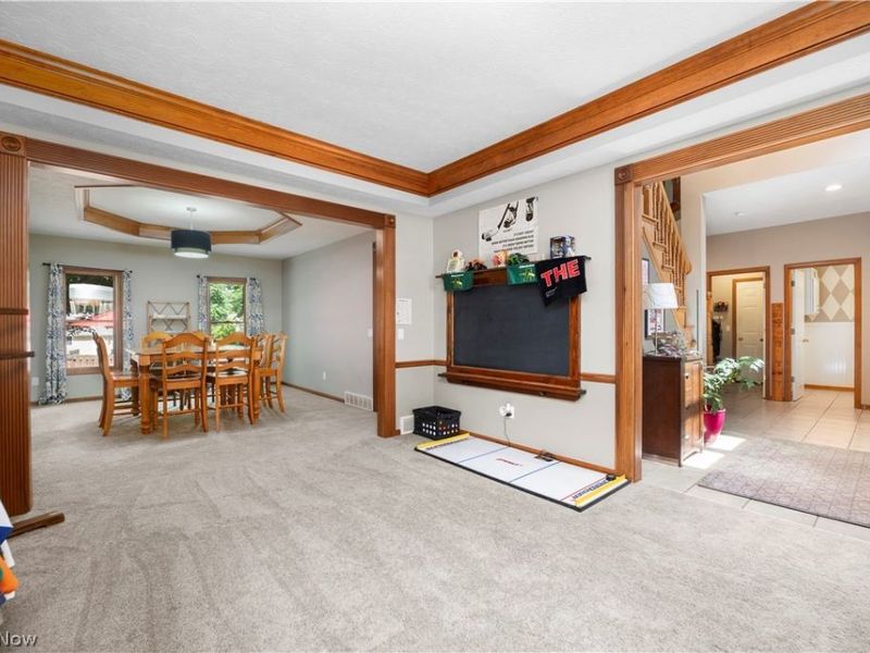 224 Sleepy Hollow Drive, Amherst, OH 44001 Photo 12