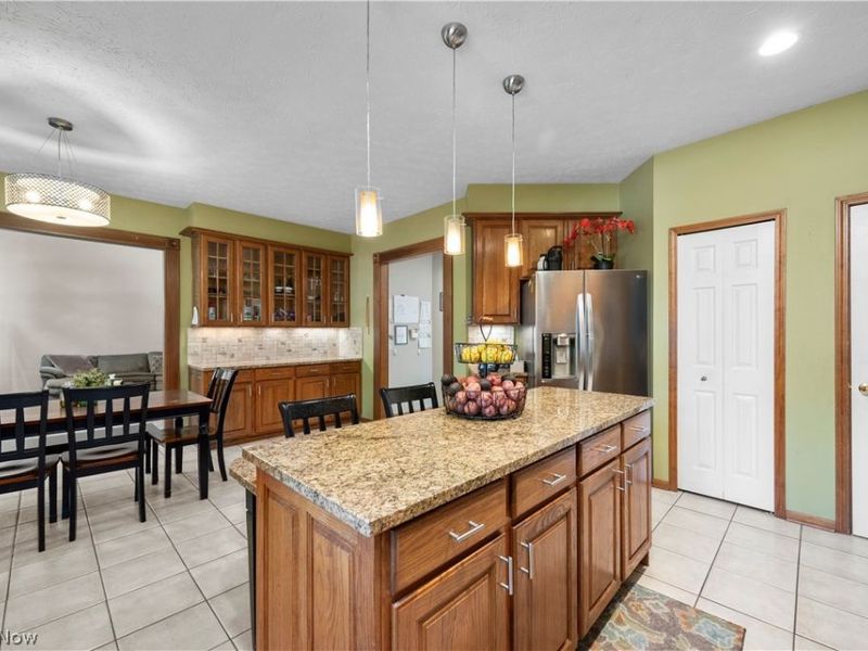 224 Sleepy Hollow Drive, Amherst, OH 44001 Photo 20