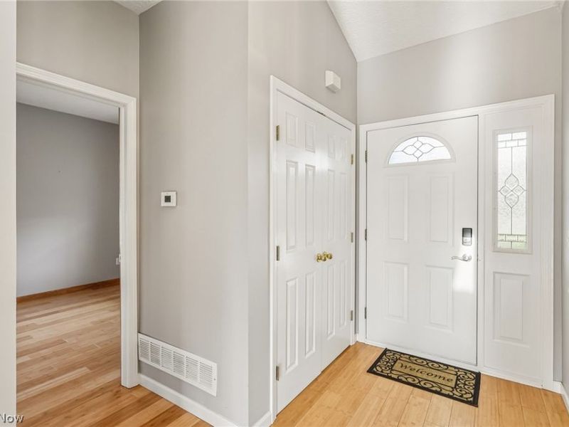 640 Southbay Drive, Wadsworth, OH 44281 Photo 2
