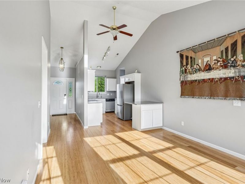 640 Southbay Drive, Wadsworth, OH 44281 Photo 3