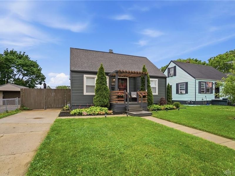 240 Smith Street, Dayton, OH 45417 Photo 2