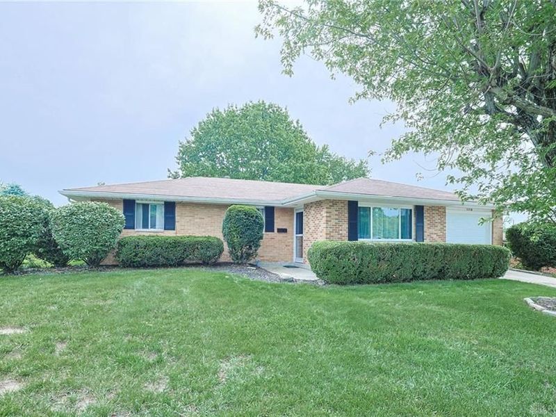 5718 Woodmore Drive, Dayton, OH 45414 Photo 2
