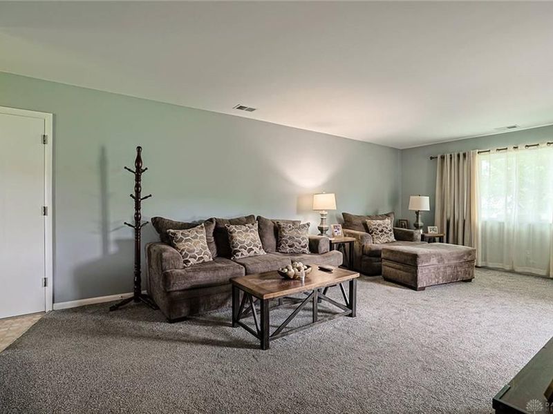 5718 Woodmore Drive, Dayton, OH 45414 Photo 7