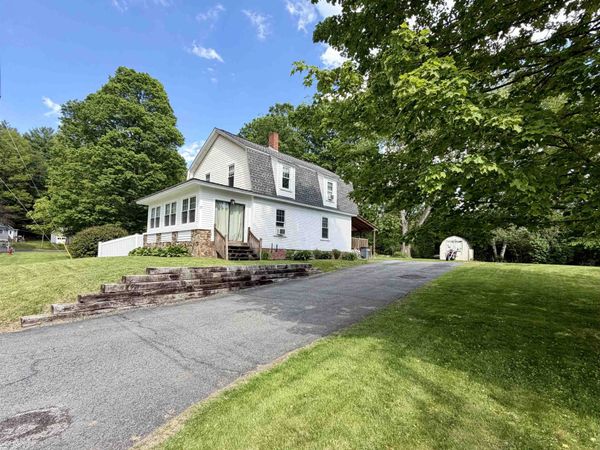 17 Dartmouth Street, Claremont, NH 03743