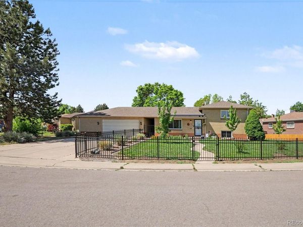 2567 S Uno Way, Denver, CO 80219