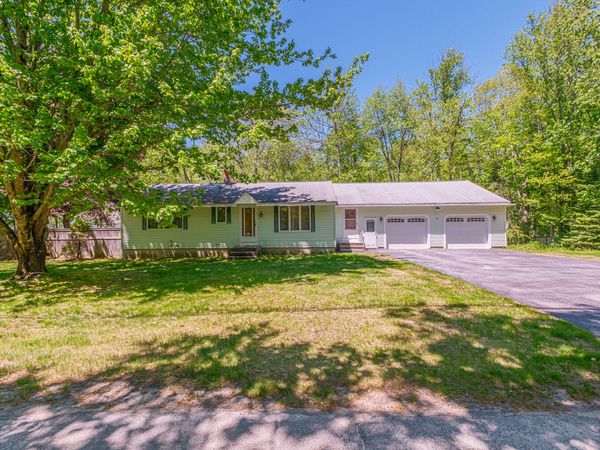 8 Percy Hawkes Road, Windham, ME 04062