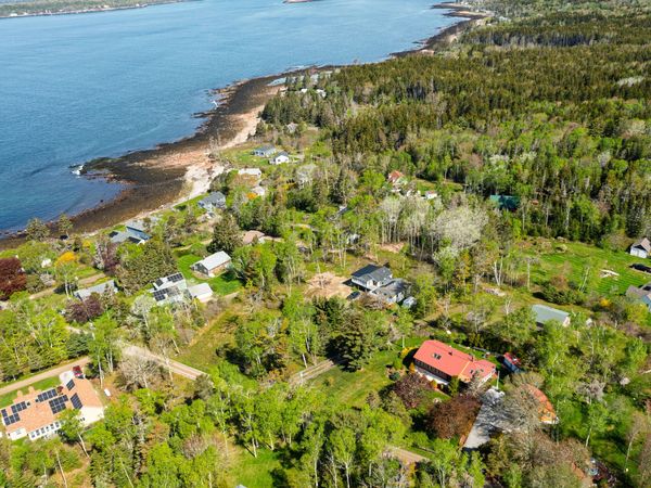23 Massasoit Drive, Bristol, ME 04554