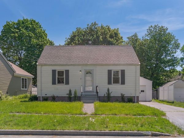 29 Brook Road , Portland, ME 04103