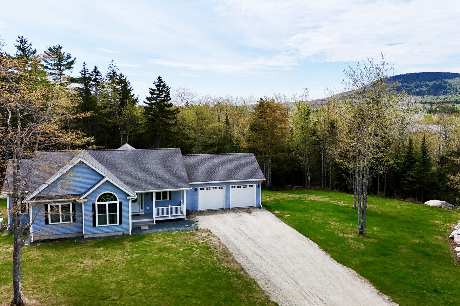 23 Pret's Meadow Lane, Blue Hill, ME 04614 Main Photo