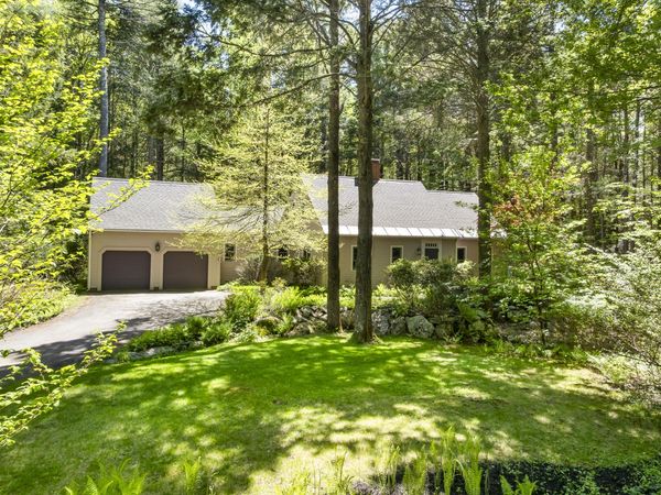 26 Stonebridge Circle, Newcastle, ME 04553