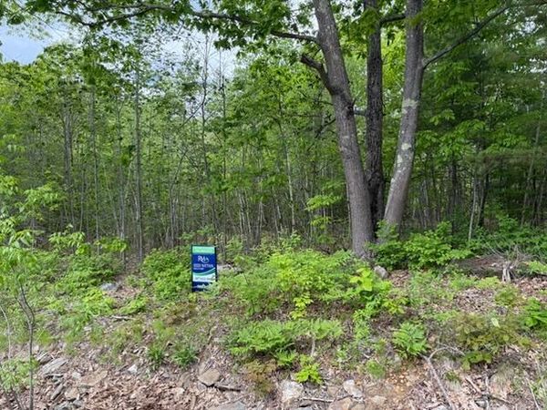 44 Whitefield Road, Pittston, ME 04345