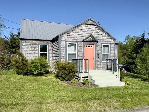 2 Dresner Street , Eastport, ME 04631