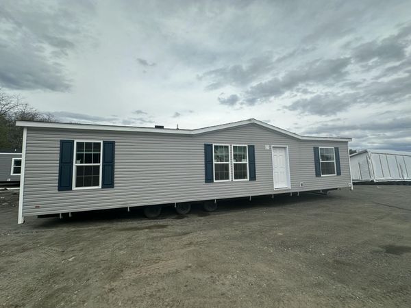 377 Moose Hill Road , Livermore Falls, ME 04254