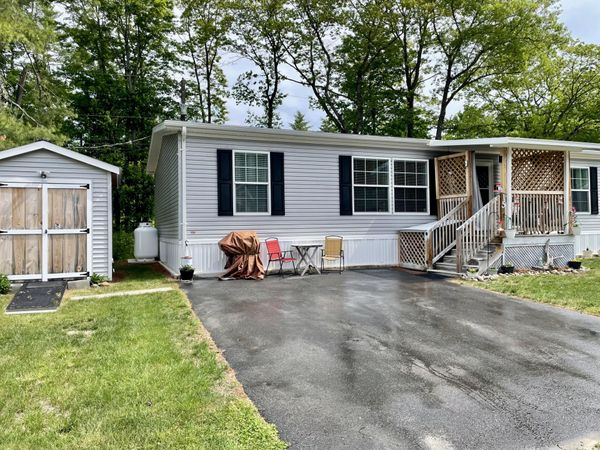 15 Iris Court , Augusta, ME 04330