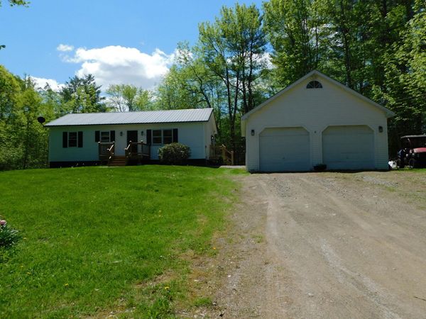 25 Brandy Lane , Hudson, ME 04449