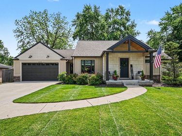 3300 30th Street SW, Grandville, MI 49418