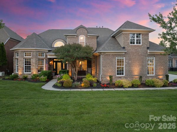 11729 Avaly Lane, Charlotte, NC 28277