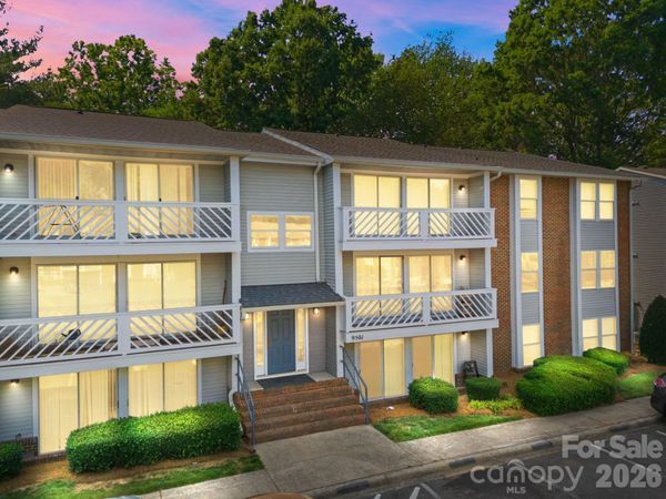 9501 Shannon Green Drive , Charlotte, NC 28213