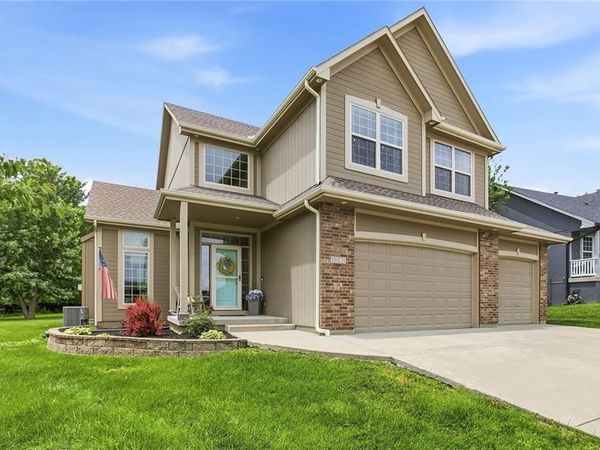 1601 NW Pond Avenue, Grain Valley, MO 64029