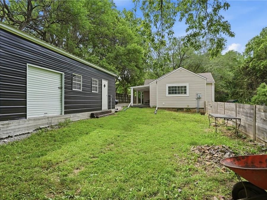 Property Image 36