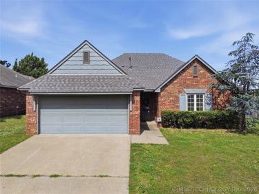 11618 S Primrose Court, Jenks, OK 74037