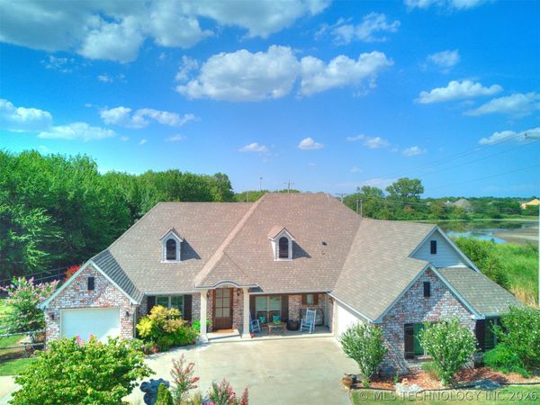 8018 N 144th Avenue E, Owasso, OK 74055