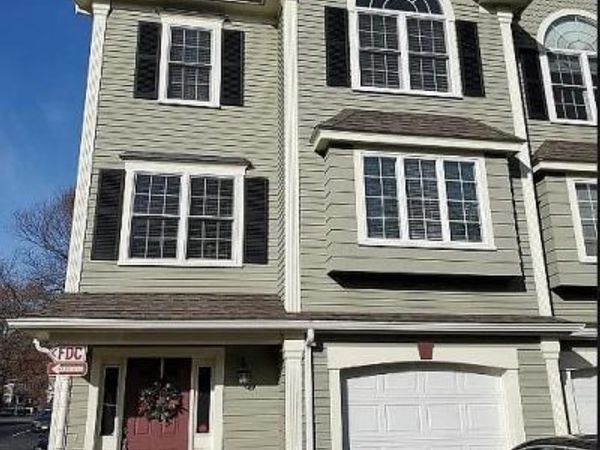 1 Olson, Unit 13, Wilmington, MA 01887